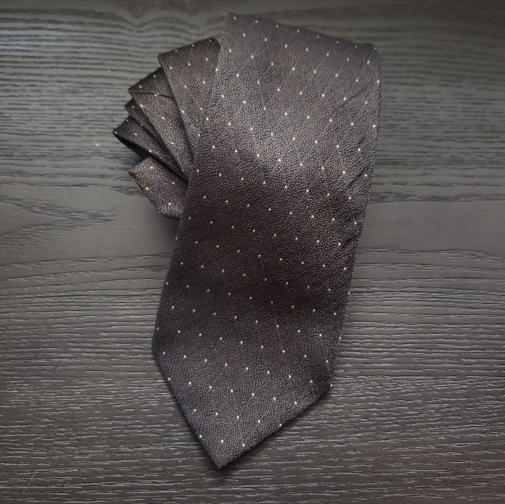 GUCCI GEOMETRIC PATTERN WOVEN SILK NECKTIE